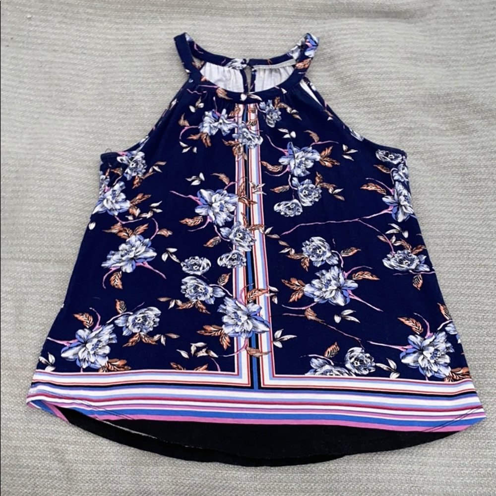 Daniel Rainn tank top with keyhole back.